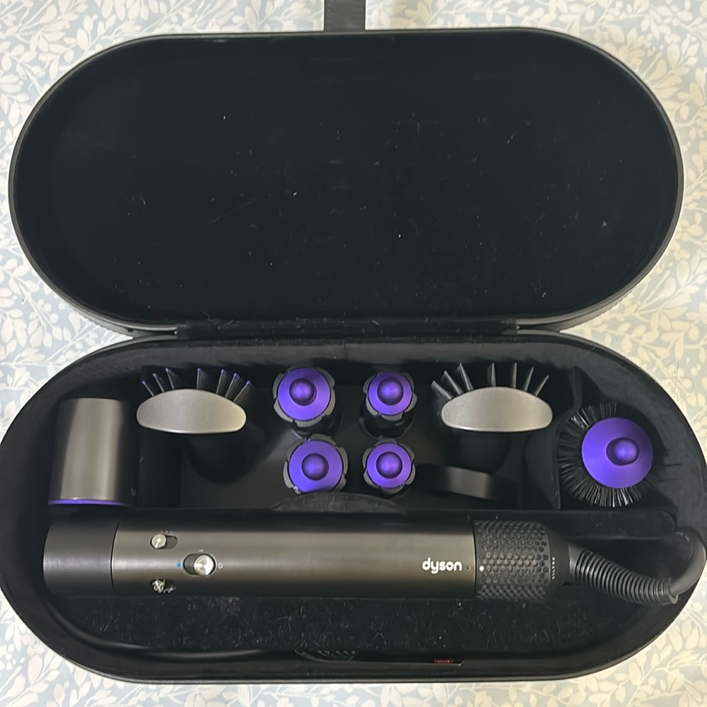 Dyson Airwrap complete for long hair